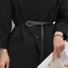 Cinturón Delgado para Mujer, Piel Sintética, Versátil, Cinturón Decorativo de Nudo, Moderno Cinturón Negro para Combinar con Vestidos y Suéteres, Cinturón de Corbata para Ceñir la Cintura