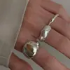 Anillo de moda geométrico irregular único y resistente para mujer, versátil y elegante, adecuado para apilar, anillo abierto, anillo de dedo índice de nicho, moderno
