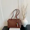 Viajes Transfronterizos Europeos y Americanos 2026 Bolso Tote Grande Sencillo Nuevo de Alto Estilo Bolso de Hombro/Axila de Moda