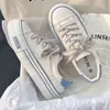 Zapatos de Lona Grulla de Almohada Blanca para Mujer Verano Transpirables Diseño de Nicho Zapatos ins Zapatos de Moda Estilo Coreano Versátiles Zapatos Blancos Gruesos