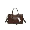 Bolso Grande de Mujer Moderno y Elegante, Bolso de Motocicleta de Nuevo Diseño, Moderno y Único, Bolso Versátil de Hombro y Cruzado