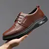 Zapatos de Piel para Hombre 2026 Otoño Nuevo Estilo Piel Suave Suela Suave Transpirables Versátiles Zapatos de Hombre Negros Formales Zapatos Casuales de Negocios