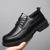 Zapatos de cuero para hombre de suela gruesa negra, zapatos de trabajo con cordones estilo británico, cuero suave, resistentes al desgaste, que aumentan la altura, zapatos formales para novio