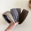 Diadema de esponja con estampado de leopardo Maillard para otoño e invierno, diadema retro de ala ancha de caña alta, versátil para el uso diario, pinza para el pelo, accesorio para el cabello