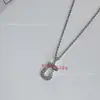Colar Fred Fivela Ferradura para Mulheres, Design de Nicho de Luxo Leve, Ouro V Ouro Rosa 18K com Diamantes, Corrente Torcida, Acessório de Outono e Inverno