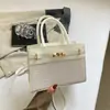 Bolsa Transversal de Ombro Casual Grande Capacidade Nova, Moderna e Fashion 2026 Estilosa Simples Moda Casual