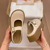 Pantuflas de cuero con tira gruesa decorada para mujer, novedad de principios de otoño 2026, zapatillas cerradas de punta cerrada versátiles estilo retro japonés para mujer