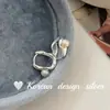 Pendientes Personalizados Estilo Ins Coreano al por Mayor Pendientes de Perla Ovalada Simples Puros S925 Diseño de Nicho Estilo Elegante para Mujer