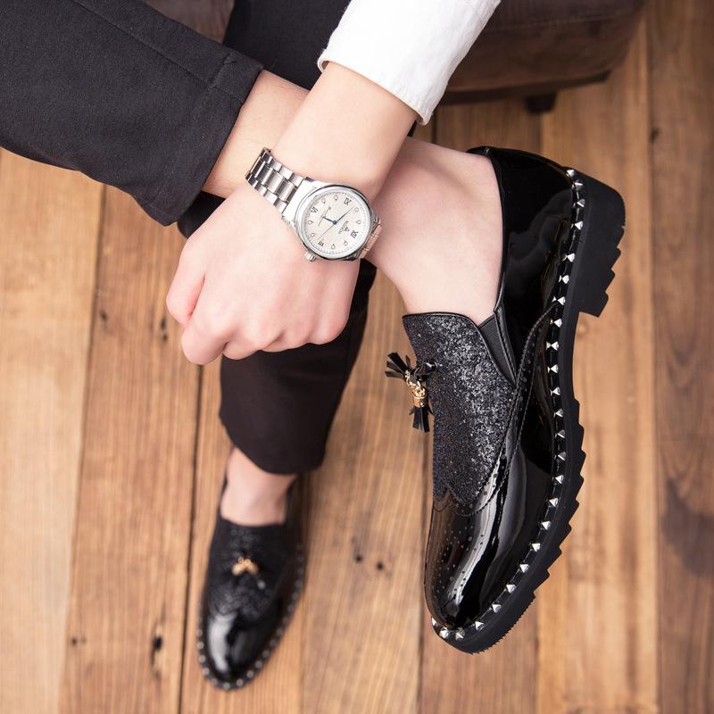 男士尖头一脚蹬皮鞋