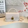 Outono 2026 Nova Bolsa de Mão de Luxo Feminina Tendência Moda Versátil para o Dia a Dia Bolsa de Ombro Estilosa Atacado Bolsas Femininas