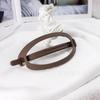 Venta caliente pinza ovalada pequeña simple color sólido baño pinza golondrina parte trasera de la cabeza antideslizante belleza dulce placa horquilla accesorios para el cabello al por mayor