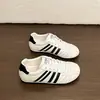 Zapatos de entrenamiento alemanes de cuero suave para mujer, nueva moda de otoño, suela gruesa de espuma de goma, con cordones, versátiles, de suela blanda, zapatos deportivos casuales