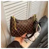 Bolsos de Mujer Versátiles de Moda 2025 Nuevo Diseño Retro de Nicho Europeo y Americano Bolso de Hombro Cruzado de Moda