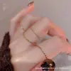 Anel Aberto Letra para Mulheres, Joia de Nicho de Alto Padrão, Anel de Personalidade de Luxo Leve, Anel Aberto Versátil de Moda Exquisito