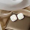 Brincos de Pérola Coreanos de Alta Qualidade 2026, Agulha de Prata Estilo Vintage Chanel Diamante Colorido Estrela de Oito Pontas Brincos de Tarraxa Atacado