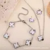 Pulseira de Trevo de Quatro Folhas Dupla Face 13mm Dopamina de Alto Padrão Transfronteiriça, Luxo Leve, Simples e Sofisticada, 18K Não Desbota