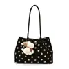 Bolso tote de ante con lunares de diseño exclusivo, mochila elegante de moda de alta gama, bolso de hombro de ante chic vintage