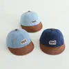 Gorra para niños primavera nueva bordado letra M gorra de béisbol para niños y niñas gorra parasol de viaje gorra para bebé