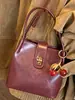 Bolsa Pequena Casual Retrô para Mulheres 2025 Outono Nova Tendência Bolsa de Mão para Passeio Popular Bolsa de Ombro Único Transversal Bolsa de Balde