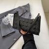 Bolso de axila francés de alta calidad para mujer 2024 nuevo verano nicho versátil bolso de hombro para niña bolso de mujer