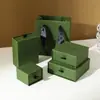 Caixa de joias retrátil texturizada verde escuro com forro de veludo preto, caixa para pulseiras e brincos, embalagem para joias, conjunto para atacado transfronteiriço