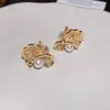 Linguagem das Flores na Névoa! Presilhas de Orelha Flor Borboleta Pérola Zircônia Super Brilhantes para Mulheres Sem Furos, Brincos de Luxo Leve e de Alta Qualidade