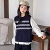 Conjunto de Outono para Meninas 2026 Novo Estilo Crianças de Meia-Idade e Mais Velhas Moda Estilo Coreano Colete Listrado Camada de Base Calça de Pernas Largas Conjunto de Três Peças