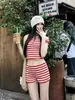 Bikini de dos piezas estilo nuevo 2026 para mujer, que disimula el abdomen y estiliza, adecuado para vacaciones en la playa y baños en aguas termales [Disponible para Dropshipping]
