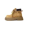 Botas Amarelas Infantis Estilo Retrô Americano para Crianças Maiores Outono 2026 Novas Botas de Cano Curto Martin com Solado Macio para Meninos e Meninas Botas de Cano Curto para Trabalho