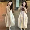 Vestido Floral Doce, Respirável, Amigo da Pele, Novo, da Moda e Estiloso para Meninas, Verão