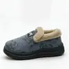 Sapatos femininos de algodão forrados com pelúcia de inverno, superfície em tecido, padrão floral vintage, antiderrapantes, de calçar fácil, para mulheres de meia-idade e idosas, atacado de lojas físicas