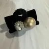 Tiktok Novo Doce Ab Face Temperamento Contas Strass Pequeno Grampo de Garra Versão Coreana Preto Luxo Leve Strass Pequeno Grampo de Garra