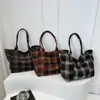Bolsa de Cor Contrastante Grande Capacidade Estilo Coreano Feminino Estilo Preguiçoso Bolsa Tote Bolsa de Ombro Casual Retrô bolsas Bolsa 2025