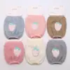 Estilo Nuevo Otoño e Invierno Manga de Terciopelo Teddy Manga Corta para Bebé Anti-Manchas Mangas para Manos Mangas Bordadas de Oso y Conejo Lindas Venta al por Mayor