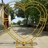 Nuevos Accesorios para Bodas Arco de Fondo con Forma de Corazón Iluminado de Hierro Forjado Arreglo de Escenario Malla de Corazón LED de Fondo Creativo
