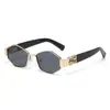 Gafas de Sol Multilado de Red Transfronteriza de la Cruz Roja Europea y Americana Gafas Nuevas Gafas Triangulares Poligonales Hip-Hop Geométricas Ins Elegantes