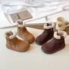 Botas de nieve para niños con forro polar, nuevo estilo invierno 2026, botines cortos gruesos y cálidos para niñas, versátiles y cómodos con suelas suaves, botas de algodón de doble capa