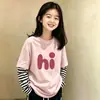 Camiseta de manga larga de algodón puro con retazos a rayas para niñas, versátil, para primavera y otoño, para niños mayores, estilo coreano, corte holgado, efecto dos piezas, moderna