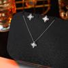 Juego de collar y aretes de trébol de cuatro hojas de aguja de plata Widney con diamantes completos, aretes de alta gama, cadena de clavícula de lujo ligero para mujer