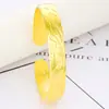 Pulsera Abierta Retro Brillante de 10 mm para Mujer Chapada en Oro Dragón y Fénix Bendición Pulsera Ancha de Cobre para Mujer