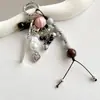 Llavero Estilo Retro Original Colgante de Joyería Y2K Colgante Metálico para Llavero Colgante Personalizado para Bolso de Nicho Venta al por Mayor