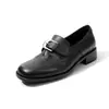 Mocasines de Cuero Estilo Británico con Hebilla 2026 Primavera Tacón Medio Grueso Huecos para el Trabajo Punta Redonda Piel Genuina Corte Profundo Zapatos Individuales para Mujer