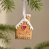 Nuevos adornos navideños transfronterizos, adornos colgantes, guirnaldas, casitas de jengibre DIY, colgantes navideños de resina de hombre de jengibre