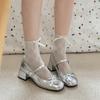 Sapatos Mary Jane Prata Franceses de Salto Grosso para Mulheres 2025 Novo Estilo com Saia Estilo Fada Tira de Pérola Salto Alto