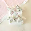 Novedad de Primavera Tela Creativa de Algodón y Lino Caballo Creativo Versátil DIY Accesorio para el Cabello Broche Decoración Colgante para el Año del Caballo