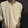 Camiseta de manga larga con cuello en V de peso pesado para hombre, nueva para otoño e invierno, corte limpio, estilo americano, marca de tendencia, sudadera de capa base