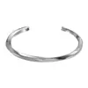 Nuevo Pulsera Trenzada Sencilla y Personalizada de Acero Inoxidable para Nicho con Patrón Irregular Martillado Cóncavo y Convexo Pulsera Abierta Que No Se Desvanece
