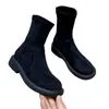 Novas Botas Slim Elásticas Outono 2026 para Mulheres, Botas Martin de Camurça com Salto Grosso Baixo, Tendência de Botas Curtas com Bico Largo Femininas