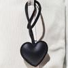 Colgante para Bolso de Mujer Estilo Coreano Ins Colgante Clásico de Corazón para Bolso de Mujer Cuerda de Mano de Cuero PU Colgante de Amor