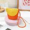 Bolsa de Palha para Férias de Verão na Praia Bolsa Colorida Tecida 2025 Nova Bolsa de Palha Boêmia Bolsa Pequena Transversal Feminina
